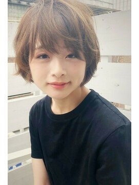 アルス(ars) ショート×動きのあるスタイル