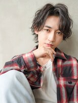 イオ 本厚木(io)&nbsp;波巻きスパイラルパーマウルフアッシュブラックセンターパート