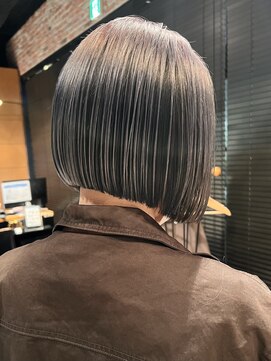 オーガニック アトリエ 大宮(organic+atelier) 20代30代大人可愛い小顔ボブ前下がりショートハイライト