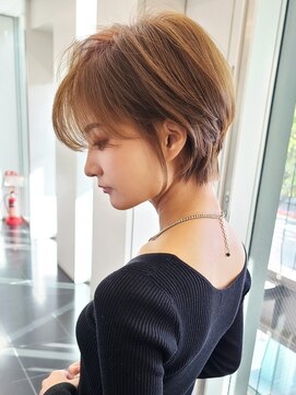 ビュートリアム 青山(BEAUTRIUM) ショートボブ小顔カット大人ヘア髪質改善30代40代50代表参道青山