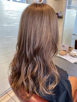 エム インターナショナル 白岡 キュート(EMU international CUTE) 初めてのハイライトにおすすめ