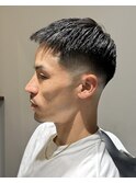 黒髪メンズショートスキンフェードクロップ