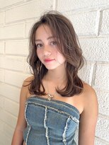 ルーブル(Louvre)&nbsp;～Louvre～くびれ/ツヤ髪スタイル/伸ばしかけヘア