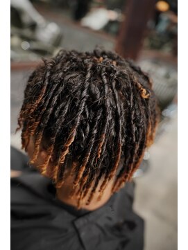 フォーコーナーズカットショップスリーセント 栄(FourCornersCutShop 3/cent) パイプドレッド