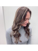 シャルムパリス(charme paris) レイヤーカット ハイライト 白髪ぼかし 30代40代50代