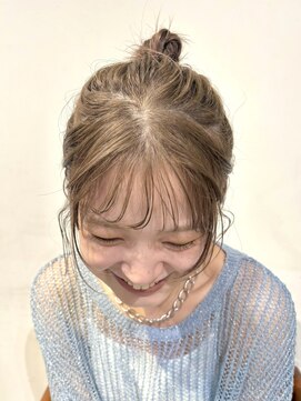 ディッセンバー 渋谷(December) ミルクティーベージュ/ベージュカラー/ブリーチカラー