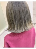 ケイアンドケイ ヘアー デザイン つつじが丘店(K&K) 切りっぱなしボブにグレージュカラー