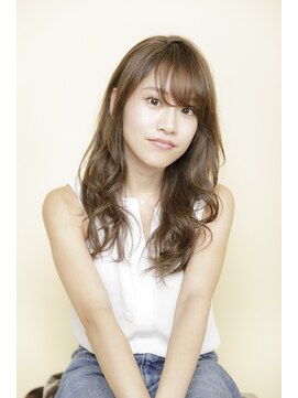 ルルディ バイ アフロディーテ銀座(luludi by APHRODITE) グレージュカラー/斜めバング/シルキーベージュ/銀座/髪質改善