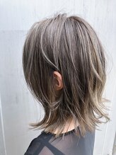 アドレ(ADORER)