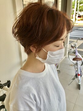 フランジェッタヘアー(Frangetta hair) オレンジショート