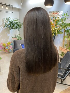 ジエクト ヴィシア(The Ect VIXIA) 高城涼也　髪質改善トリートメント×美髪ケア×コテ巻き