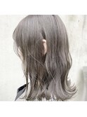 外国人風きりっぱなしボブ