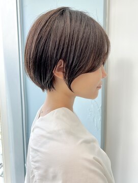 ビュー フクオカ(VIEW FUKUOKA) 美髪にオトナかわいいホワイトグレージュネビージュショートボブ