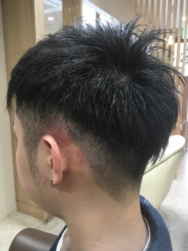 ヘアサロンアンドヘアメイクディー(hair salon hair make D) 仙台D U24学割刈り上げソフトフェード黒髪就活style