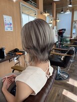 ラッシュヘアー(Rush hair) ミルクティーベージュ×裾カラーブラック