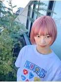 スモーキーなパールピンクのミニボブ