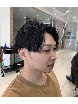 アッシュ 稲田堤店(Ash) 波巻きパーマ×センターパート