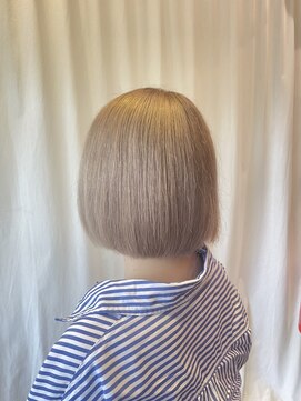 ヘアーアンドビューティー エレガンス(HAIR&BEAUTY Elegance) シールベージュ