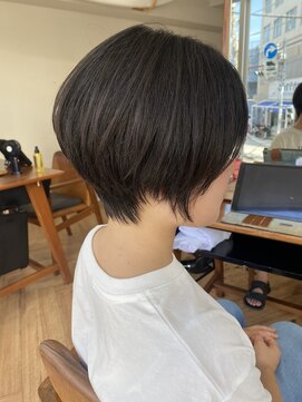 カナエ(CaNaE) お洒落ナチュラルショート