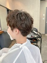 オト(oto) ラフだけどきちんと好印象◎ナチュラルブラウンパーマ/メンズ