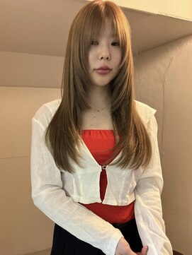 カシェ ホリエ(CACHE HORIE) ブラウンベージュ /  ケアブリーチ / レイヤーカット / 小谷