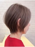 表参道髪質改善カラーウルフショートボブアッシュグレージュ40代