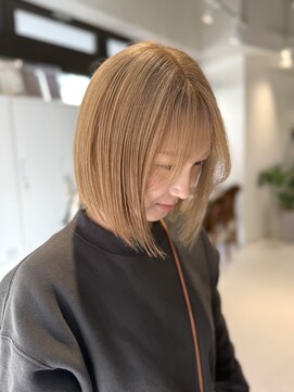 リル 茅ヶ崎(Liru:) ミディアムヘア/デザインカラー/フェイスフレーミング/茅ヶ崎