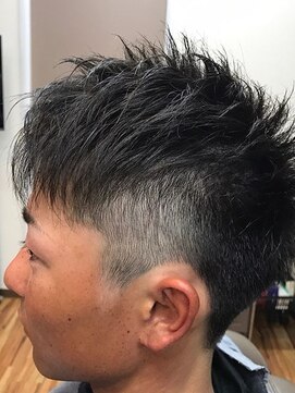 カットハウス ビー ナチュラル(cuthouse BE NATURAL) ツーブロックアシメショート