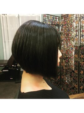 ケーキル(Ke:KiL) 前下がりショートボブ