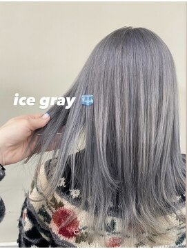 ヘアー アレス(hair ales) ホワイトカラー　アイスグレージュカラー　ハイトーンカラー