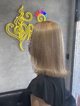 スパークスヘア(Sparks hair) ブリーチの登竜門！くすみと透明感の王道グレージュ！