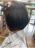 前下がり重めボブ