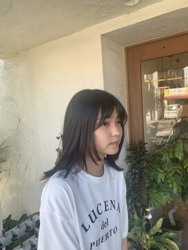 スプリング バイ ラシク(spring by Rasiku) 顔周りにレイヤーを入れたロングヘア