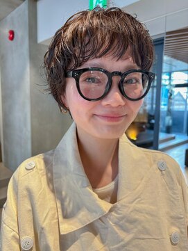 アオイ(aoi.) 薬院【aoi.】ショートパーマ