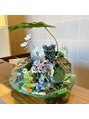 ミラートーク(MIRROR TALK) フラワーアレンジメント教室に通っています。お店に飾ってます。