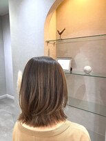 カラークチュール(Color Couture)&nbsp;黒髪カタログ/ホブルフ/ネビージュ/小顔に見せるヘア/ワンレン