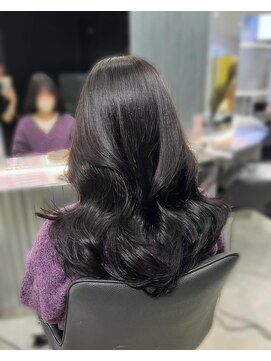 ジーナリア(Xena ria) 《Kaho》艶　sheer black