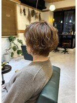 チリンバイロストシティー(Chillin by LOSTCITY)&nbsp;パーマショートボブ