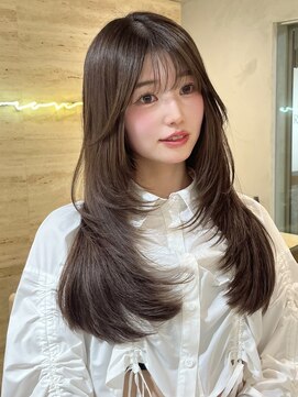 グロー 大宮(GLROW) 韓国風イメチェン美髪レイヤーワイドバング顔周りカットワンホン