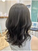 くびれミディアムレイヤーボブ☆韓国風巻きくすみベージュ