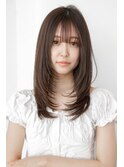 イメチェン　レイヤーカット　フルバング　小顔　大人かわいい