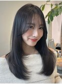 顔周りレイヤーカットくびれヘアミルクティーベージュカラー