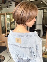 フェリアあべの(FERIA)&nbsp;【大阪／天王寺】丸みショートボブ