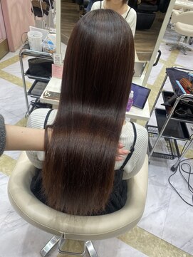 リー 梅田(Lee) hana/酸性ストレート/髪質改善