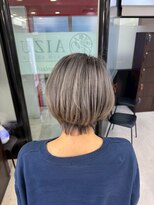 アイズ 本厚木(AIZU) シャドールーツ バレイヤージュ グレージュ