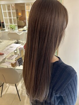 レガロ(Regalo) カカオベージュ