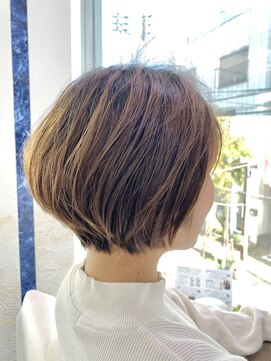 ヘアートーク アイズ(HAIR TALK I's) 丸みショートボブ