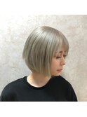ホワイトシルキーボブ
