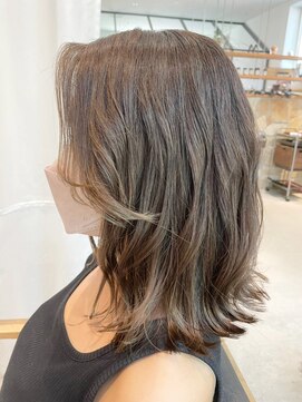 タイズ(ties) 20代30代大人かわいいモカベージュナチュラルロブヘアー美肌