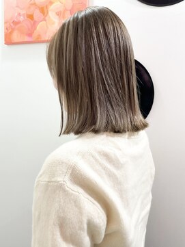 マザー(MOTHER) ミルクティーベージュ/ダブルカラー/ブリーチ/髪質改善/下北沢